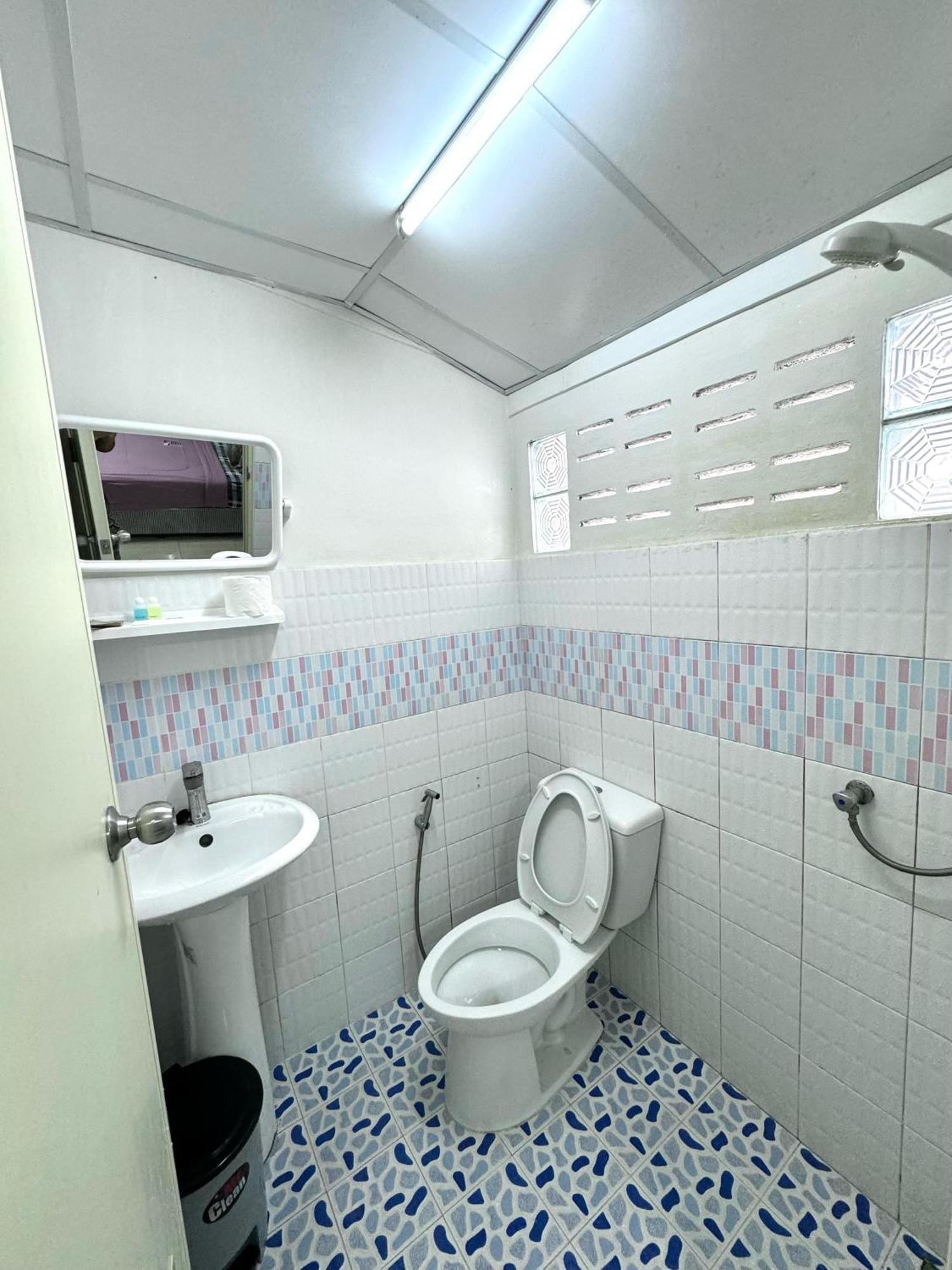 Nawee GuestHouse Sairee Ko Tao Buitenkant foto
