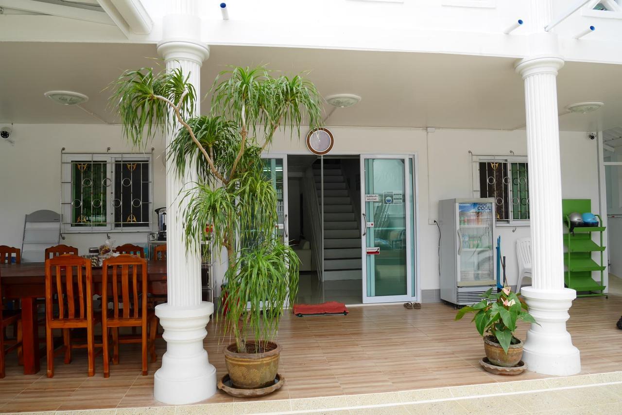 Nawee GuestHouse Sairee Ko Tao Buitenkant foto