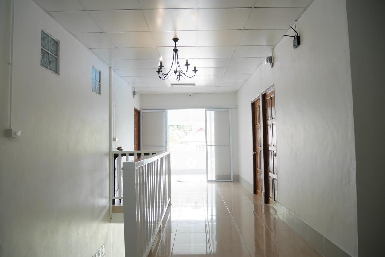 Nawee GuestHouse Sairee Ko Tao Buitenkant foto