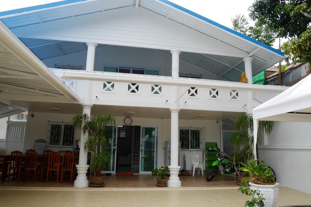 Nawee GuestHouse Sairee Ko Tao Buitenkant foto